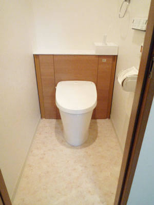 収納一体型トイレLIXILリフォレにお取替え 収納一体型トイレLIXILリフォレにお取替え